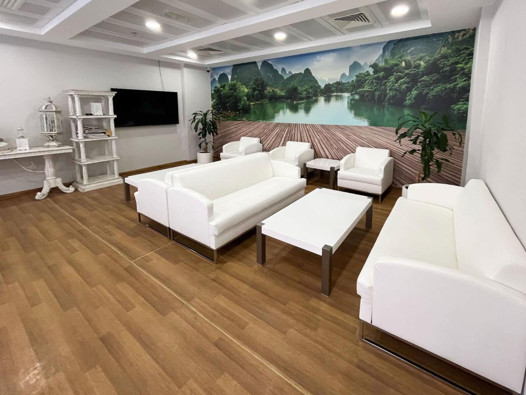 Apartment 1 Bedroom In G24 - A Away From